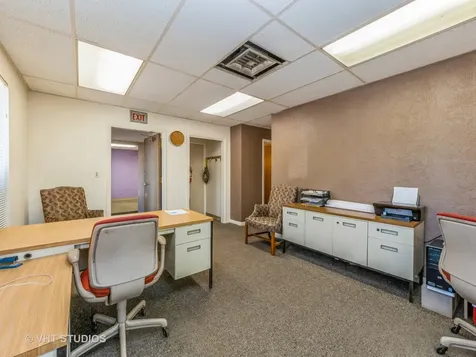 727 1ST Avenue Des Plaines IL 60016