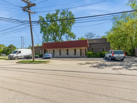 727 1ST Avenue Des Plaines IL 60016