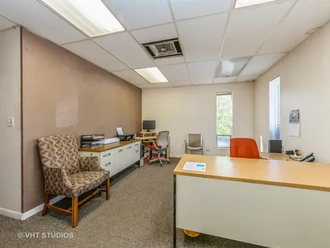 727 1ST Avenue Des Plaines IL 60016