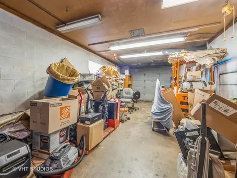 727 1ST Avenue Des Plaines IL 60016