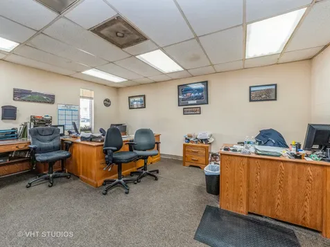 727 1ST Avenue Des Plaines IL 60016