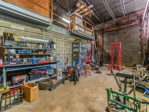 727 1ST Avenue Des Plaines IL 60016