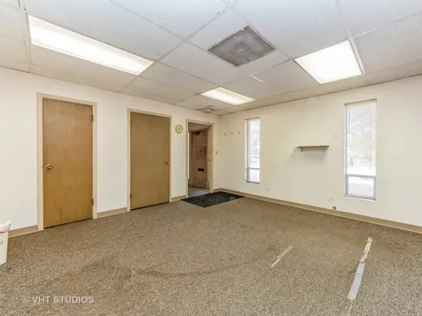727 1ST Avenue Des Plaines IL 60016
