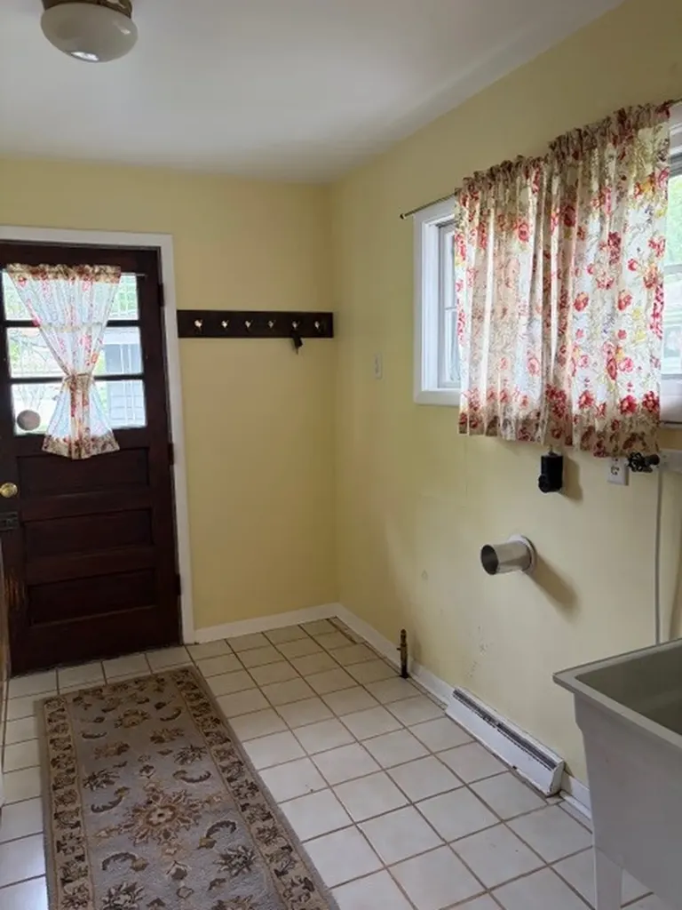 635 East Sunset Avenue Lombard IL 60148