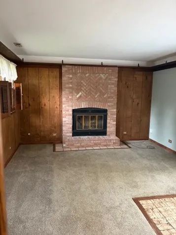 635 East Sunset Avenue Lombard IL 60148