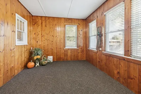 392 West Exchange Street Crete IL 60417