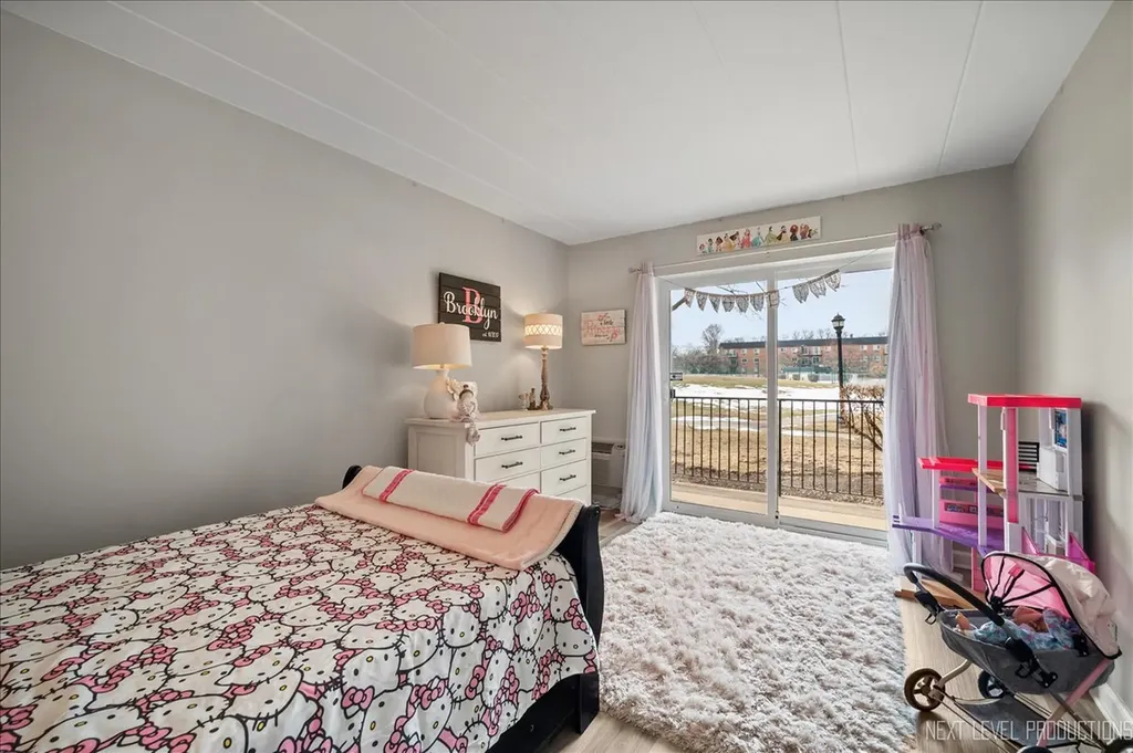1052 North Mill Street Naperville IL 60563