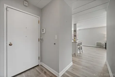 1052 North Mill Street Naperville IL 60563