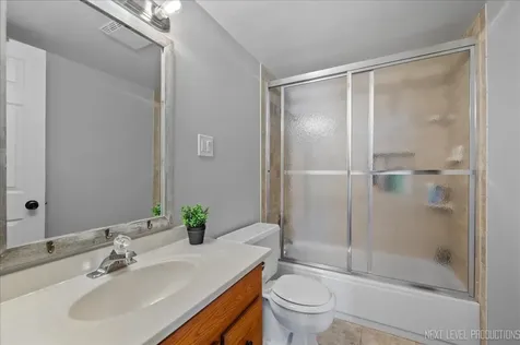 1052 North Mill Street Naperville IL 60563