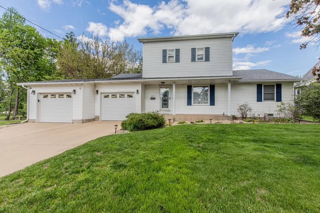 419 North Euclid Avenue Princeton IL 61356