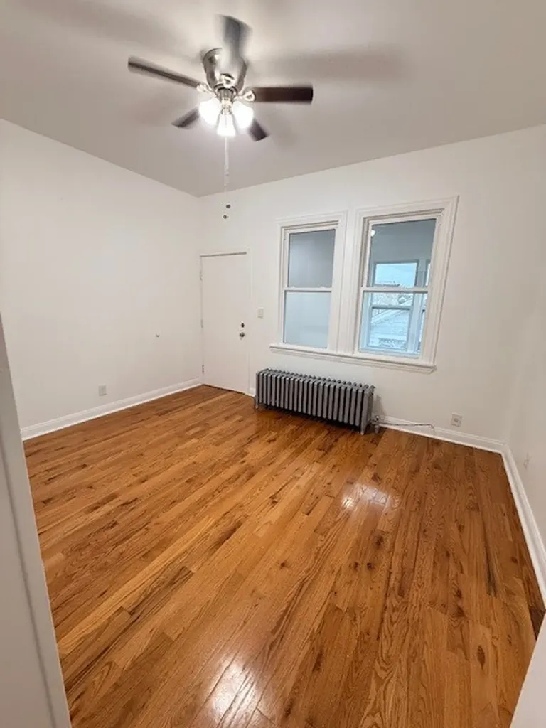 5142 South Campbell Avenue Chicago IL 60632