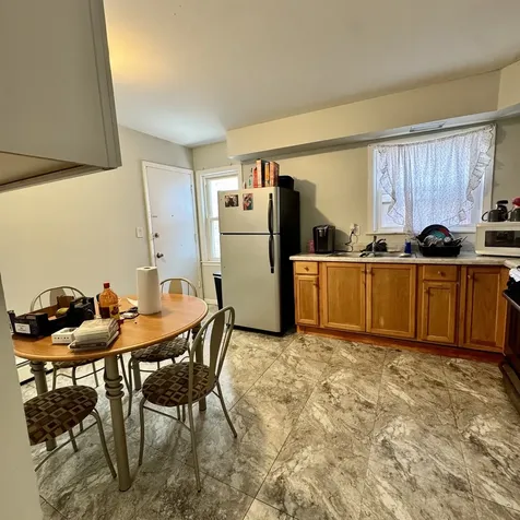 6235 North Mozart Street Chicago IL 60659
