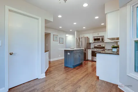 232 Stanton Court W Buffalo Grove IL 60089