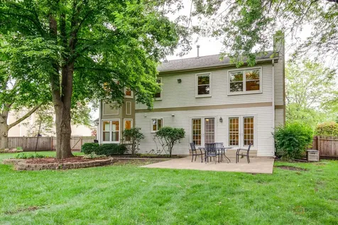 232 Stanton Court W Buffalo Grove IL 60089