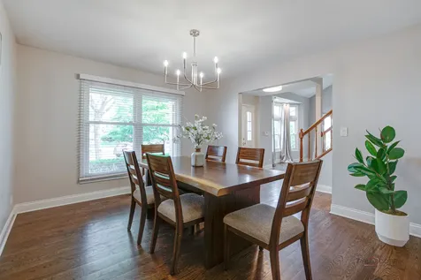 232 Stanton Court W Buffalo Grove IL 60089