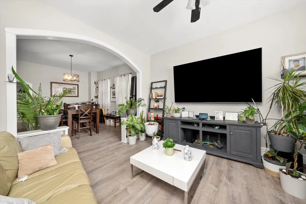 5525 South Ashland Avenue Chicago IL 60636
