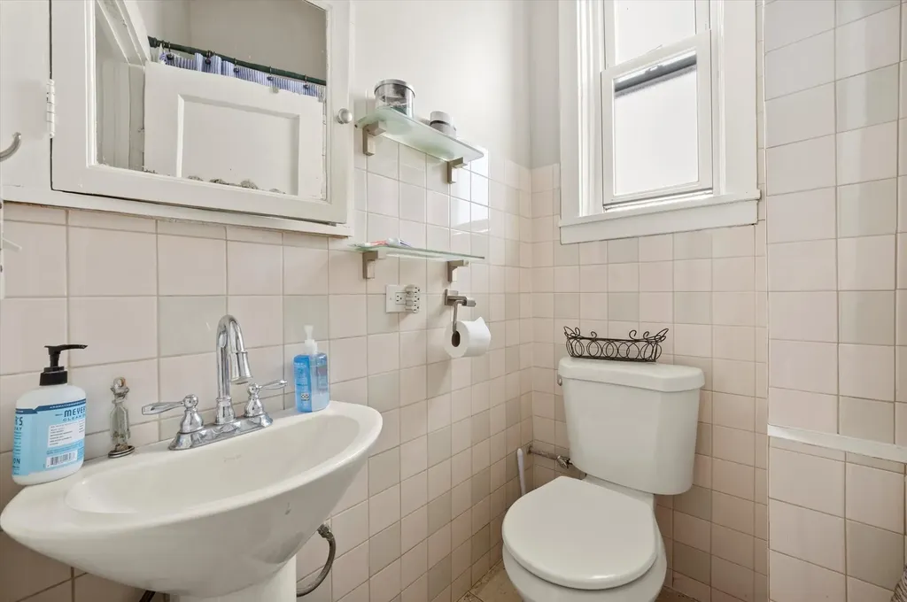5525 South Ashland Avenue Chicago IL 60636