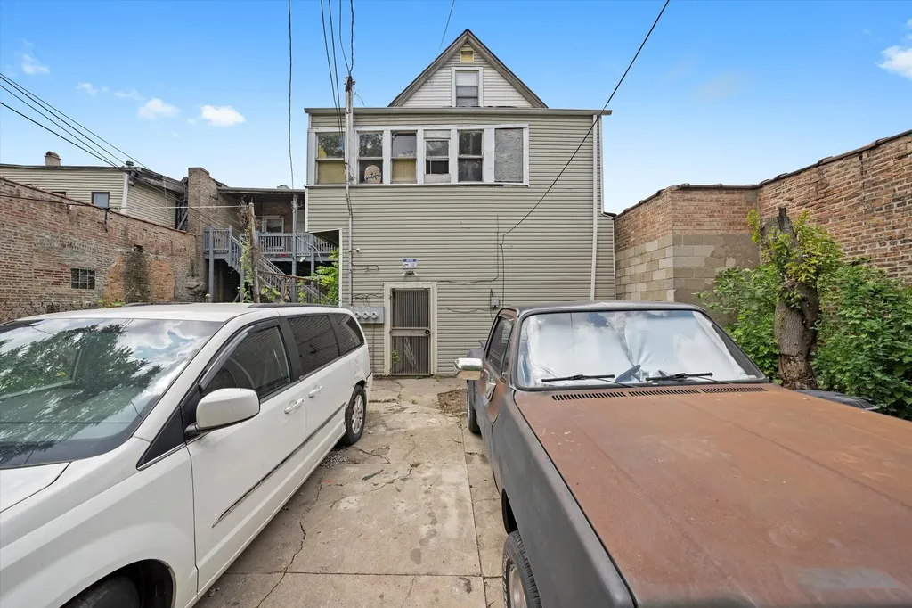 5525 South Ashland Avenue Chicago IL 60636