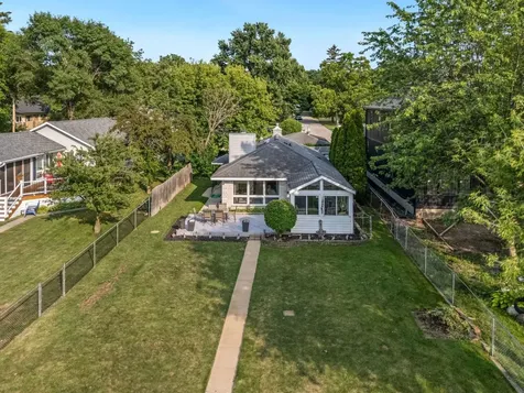 1515 North River Road Mchenry IL 60051