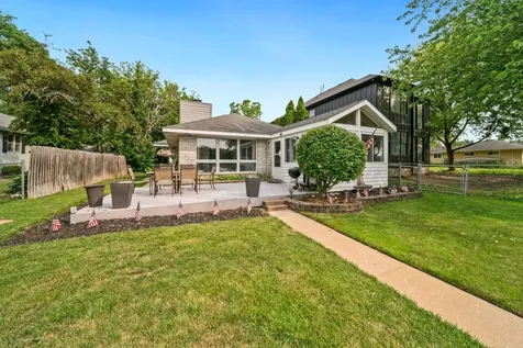 1515 North River Road Mchenry IL 60051
