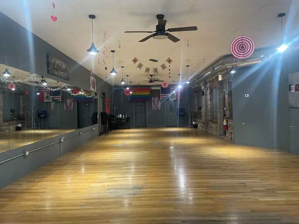 5844-5848 West Montrose Avenue Chicago IL 60634