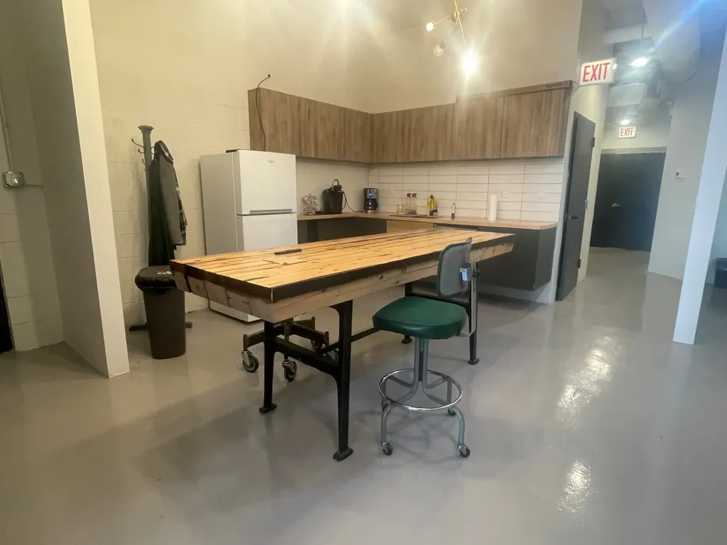 5844-5848 West Montrose Avenue Chicago IL 60634