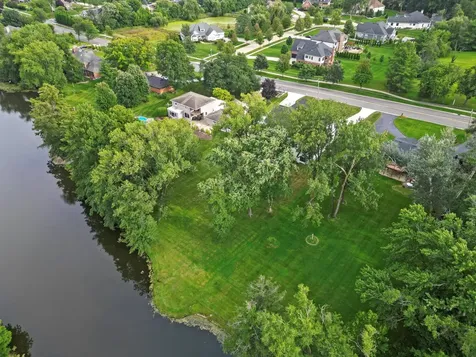15W670 83RD Street Burr Ridge IL 60527