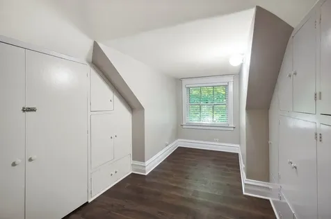 2078 Linden Avenue Highland Park IL 60035