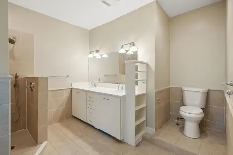 2078 Linden Avenue Highland Park IL 60035