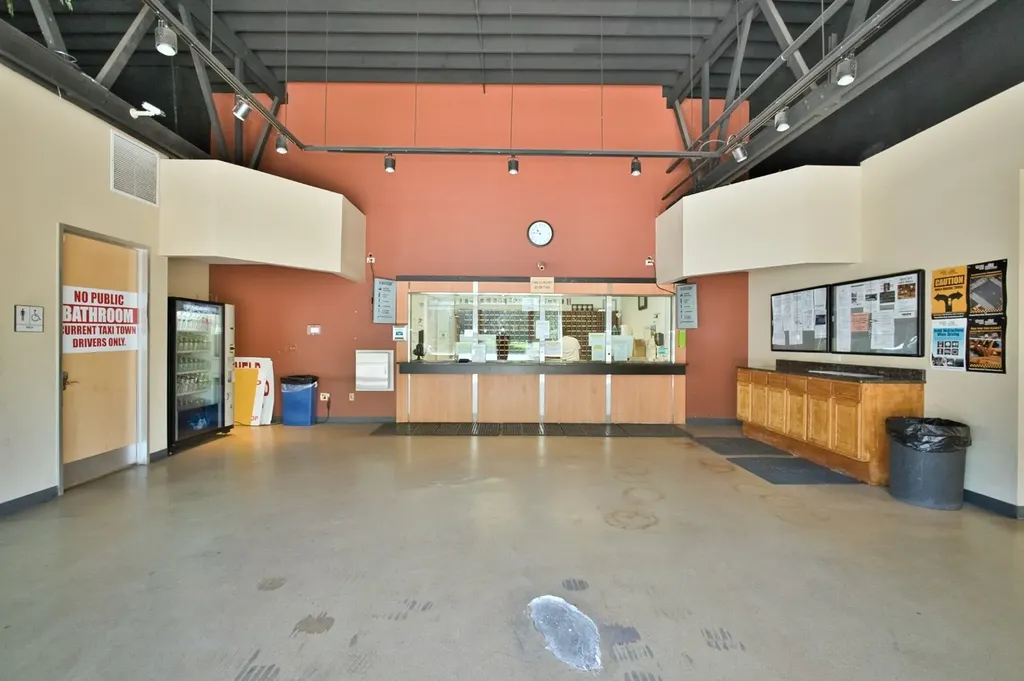 6500 North Western Avenue Chicago IL 60659