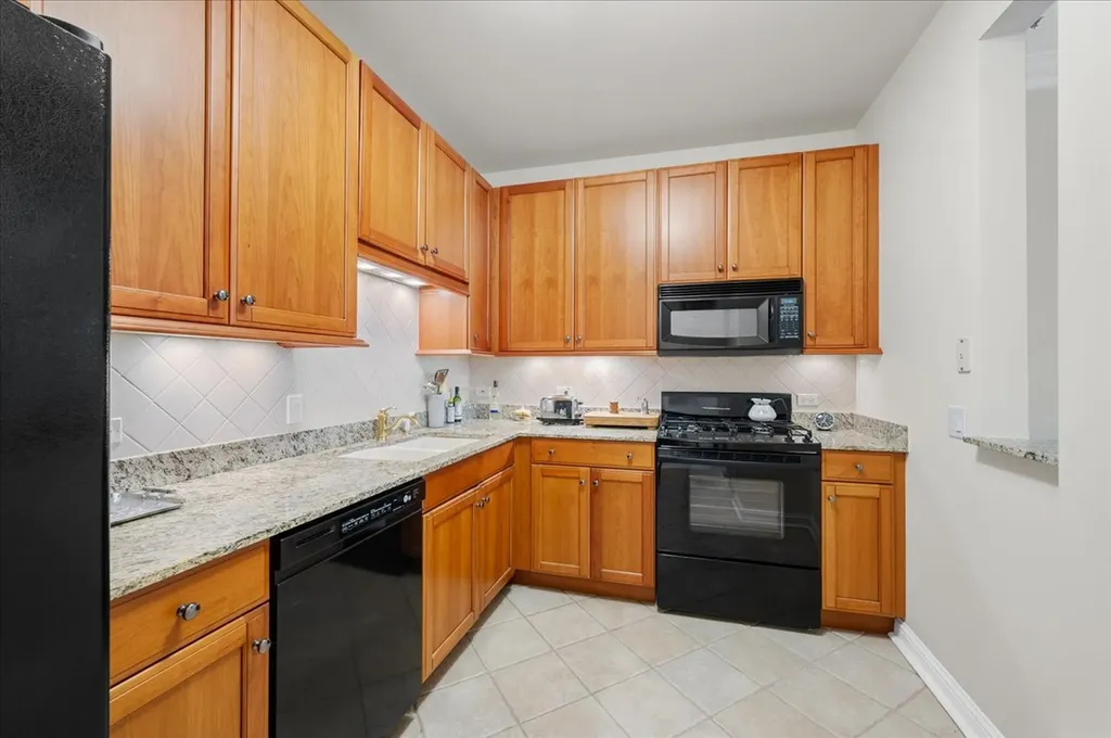 25 East Superior Street Chicago IL 60611