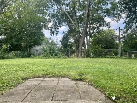 308 Shabbona Drive Park Forest IL 60466