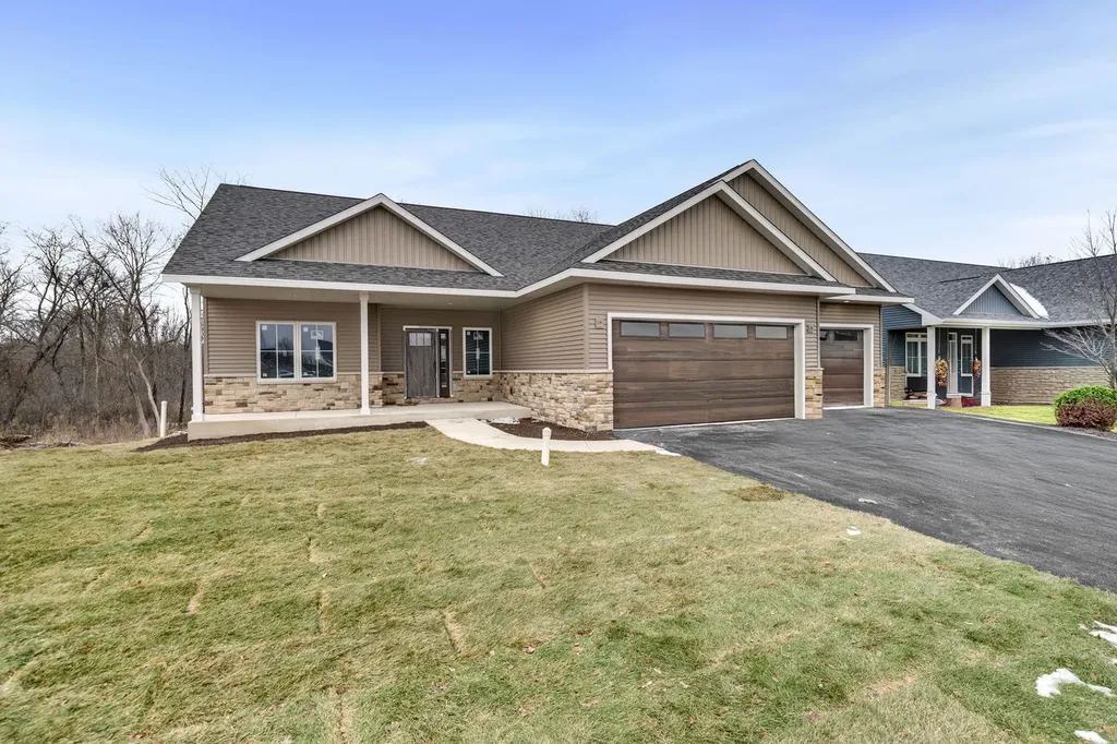 4137 Waters Edge Drive Belvidere IL 61008