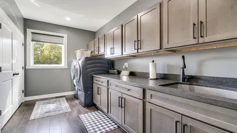 4137 Waters Edge Drive Belvidere IL 61008