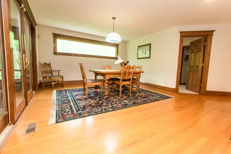 1131 Fourth Avenue Dixon IL 61021