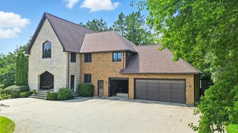 1131 Fourth Avenue Dixon IL 61021