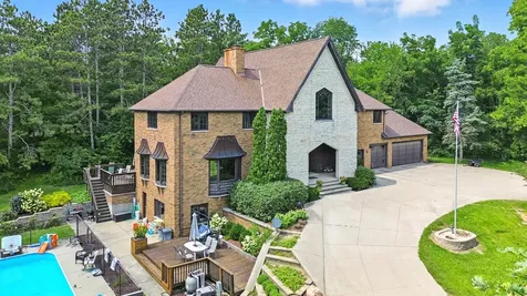 1131 Fourth Avenue Dixon IL 61021