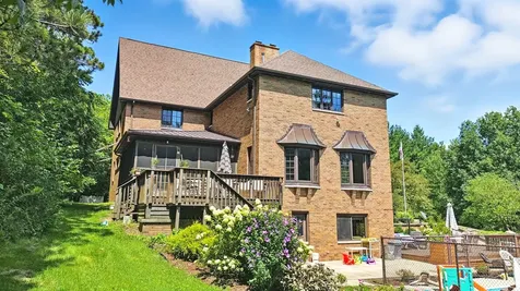 1131 Fourth Avenue Dixon IL 61021