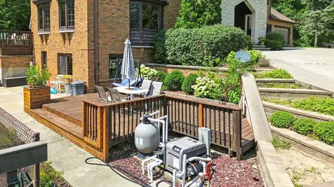 1131 Fourth Avenue Dixon IL 61021
