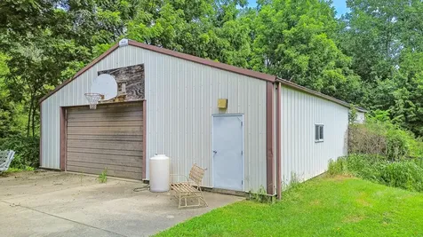 1131 Fourth Avenue Dixon IL 61021