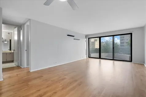 2020 North Lincoln Park West Street Chicago IL 60614