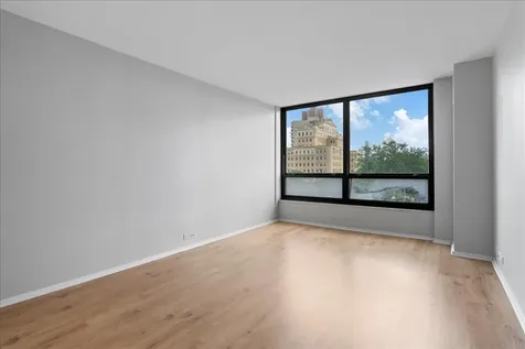 2020 North Lincoln Park West Street Chicago IL 60614