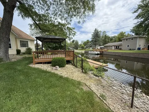 6035 Northern Drive Morris IL 60450