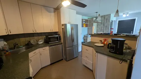 1201 Pleasant Run Drive Wheeling IL 60090