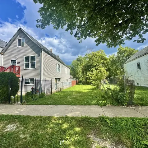 5217 South Wood Street Chicago IL 60609