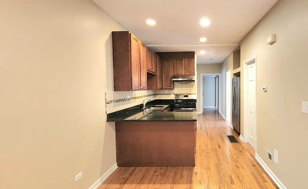 2948 South Lyman Street Chicago IL 60608