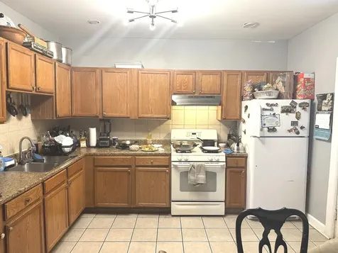 1749 West North Shore Avenue Chicago IL 60626