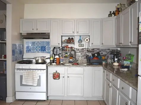 1749 West North Shore Avenue Chicago IL 60626