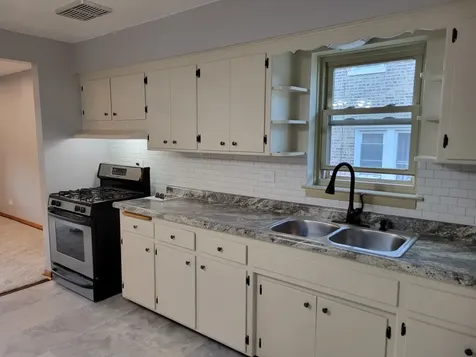 3213 Cuyler Avenue Berwyn IL 60402