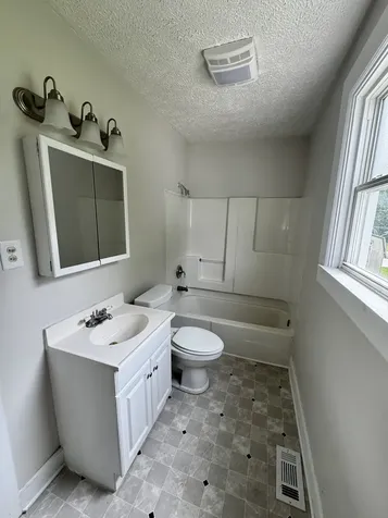1422-1426 5TH Street Lasalle IL 61301